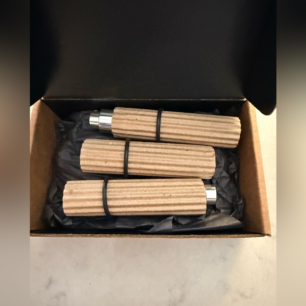 Le Labo Travel Tube Set Tonka 45 - Picture 2 of 3
